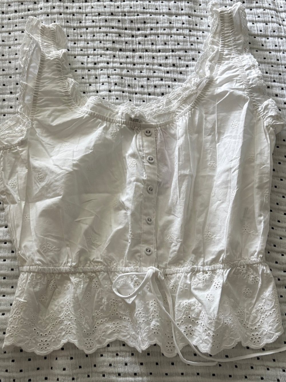 NWT Wild Fable White Eyelet Crop Blouse - M (flawed)